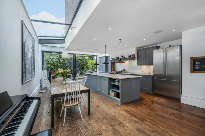 5 Bedroom Property To Rent In Heath Hurst Road, Hampstead NW3