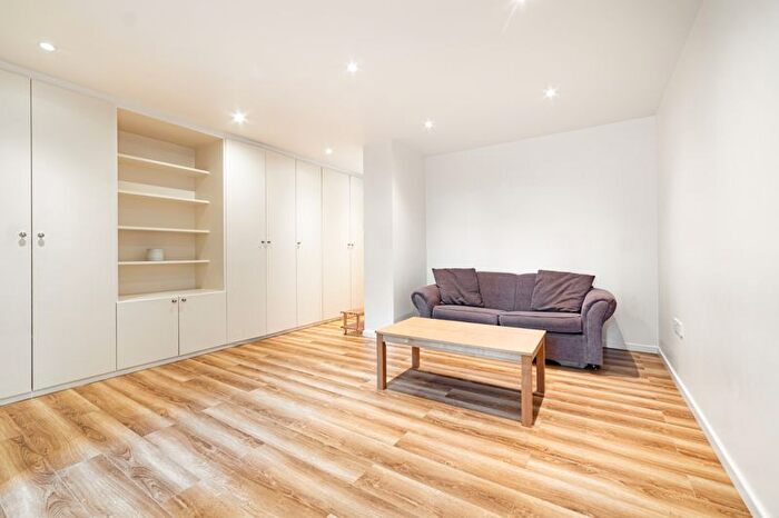 1 Bedroom Flat To Rent In Wellesley Court, Heating And Hotwater Included, W9