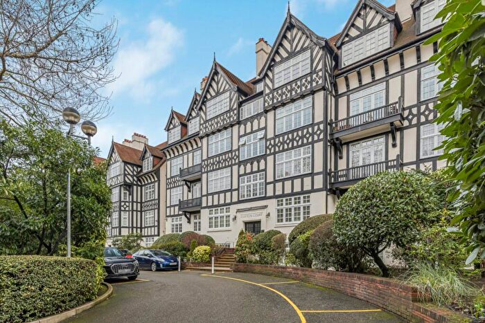 1 Bedroom Flat For Sale In Northwick Terrace, London, NW8