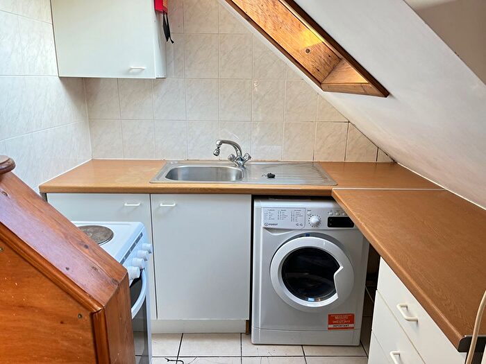 1 Bedroom Flat To Rent In White Hart Lane, Wood Green, N22