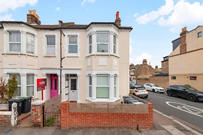 1 Bedroom Apartment To Rent In Knighton Park Road, Sydenham, London, SE26