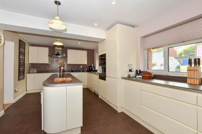 4 Bedroom Semi-Detached House For Sale In North Road, Cliffe, Rochester, Kent, ME3