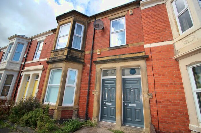 3 Bedroom Flat To Rent In Hazelwood Avenue, Jesmond, Newcastle Upon Tyne NE2