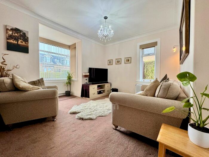 3 Bedroom Detached Bungalow For Sale In Stoneyholm Road, Kilbirnie, KA25