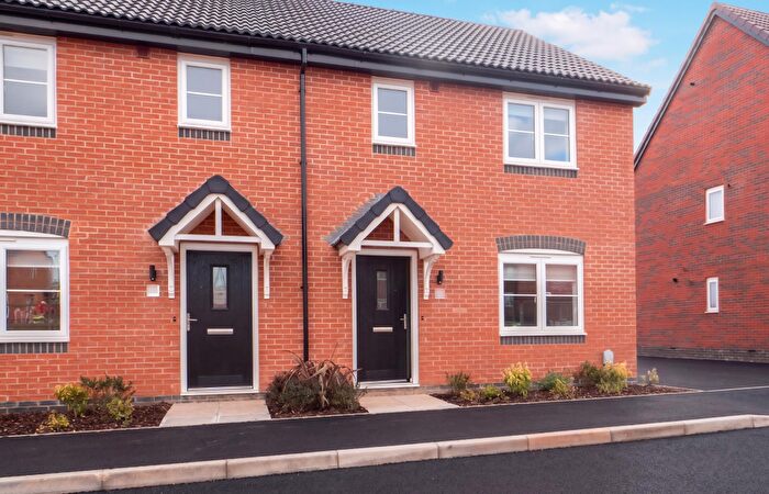 3 Bedroom Semi Detached House To Rent In Bluebell Way, Shepshed, Loughborough, LE12