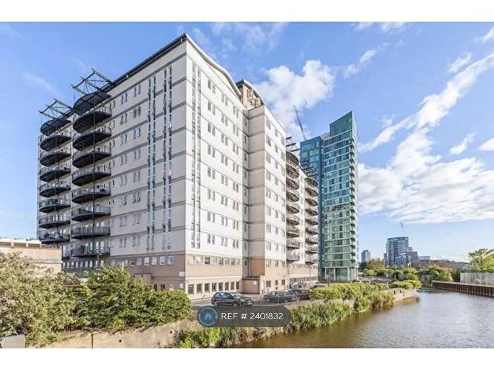 2 Bedroom Flat To Rent In Central House, London, E15