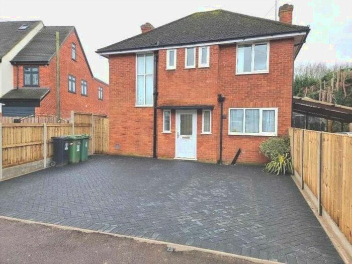 3 Bedroom Detached House To Rent In Coningesby Drive, Watford, WD17