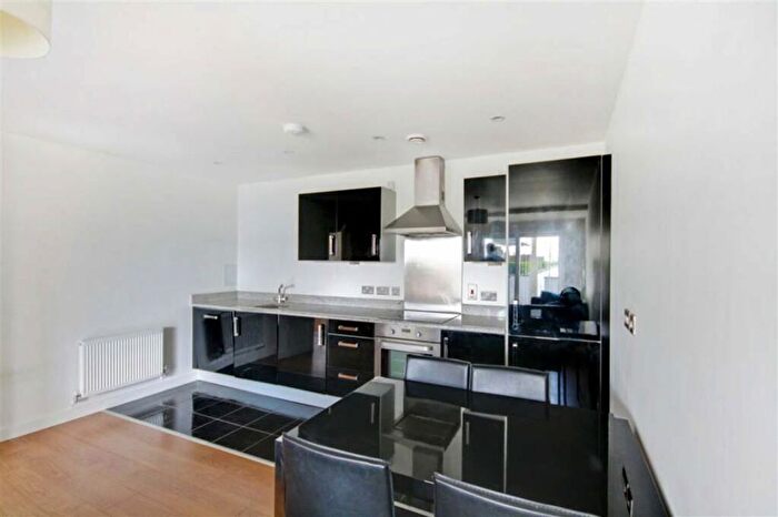 2 Bedroom Flat To Rent In Barge Walk, London, SE10