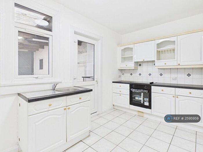 2 Bedroom Terraced House To Rent In Kitchener Street, Darlington, DL3