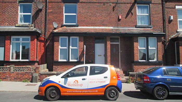 4 Bedroom Terraced House To Rent In East Park Road, Leeds, West Yorkshire, LS9