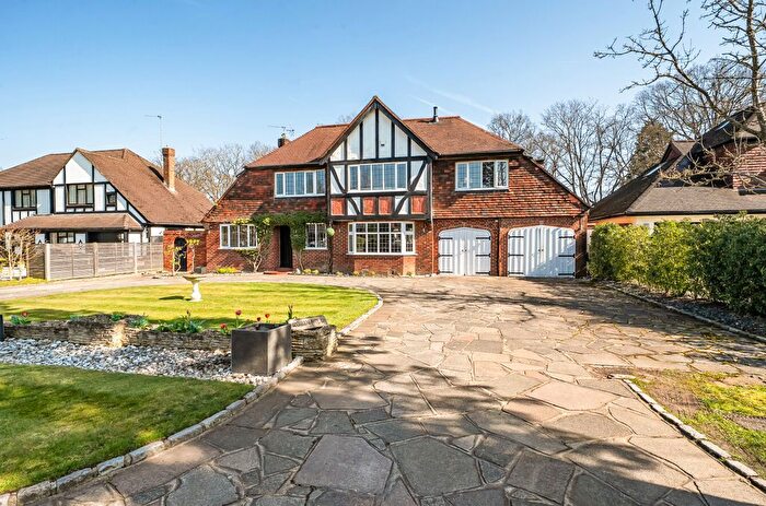 6 Bedroom Detached House For Sale In Wood Way, Farnborough Park, Orpington, Kent, BR6
