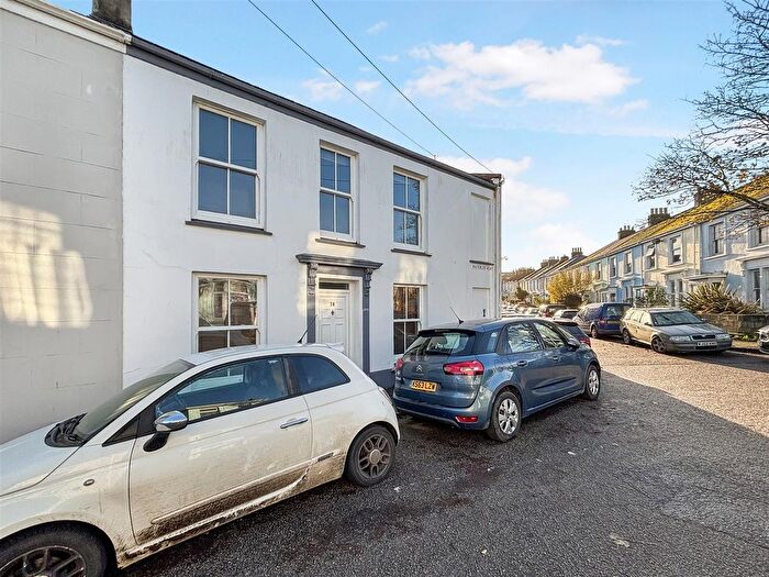 2 Bedroom Terraced House For Sale In Waterloo Road, Falmouth, TR11
