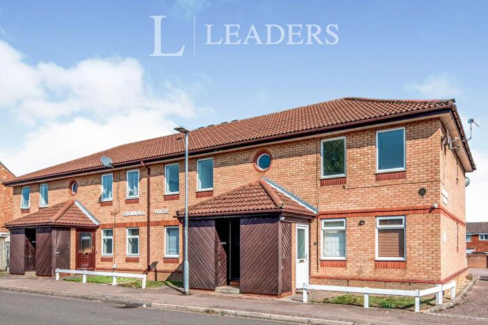 2 Bedroom Flat To Rent In Cromwell Court, Farrer Street, Kempston, MK42