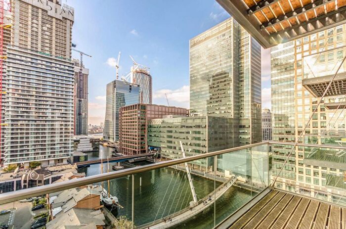 2 Bedroom Flat To Rent In South Quay Square, Canary Wharf, London, E14