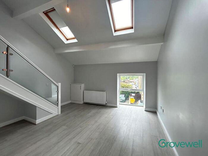 2 Bedroom Apartment To Rent In Back Silver Street, Ramsbottom, Bury, BL0