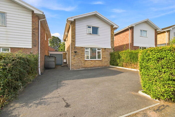 3 Bedroom Link Detached House For Sale In Firs Orchard, Bromyard, HR7