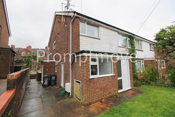 2 Bedroom Flat To Rent In Chadwell Close Luton, LU2