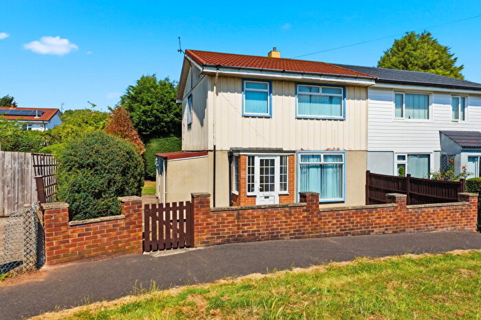 3 Bedroom Semi-Detached House For Sale In Melford Road, Nottingham, Nottinghamshire, NG8