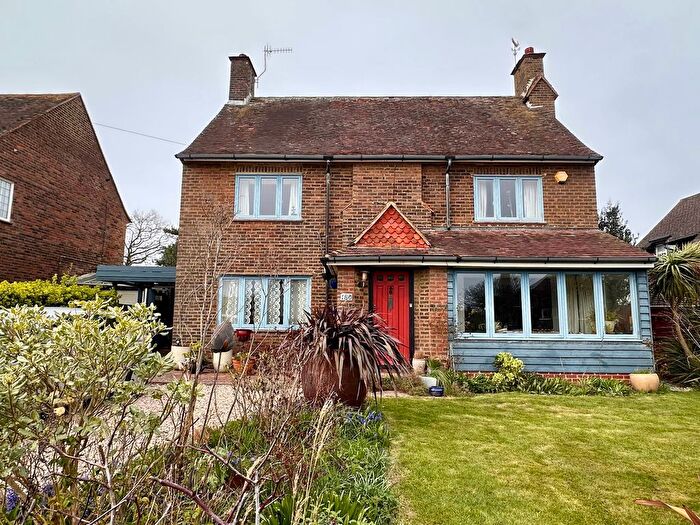 4 Bedroom Detached House For Sale In Cooden Drive, Bexhill-On-Sea, TN39