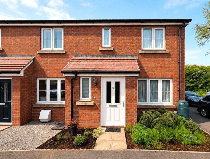 3 Bedroom End Of Terrace House For Sale In Maple Road, Shaftesbury, Dorset, SP7