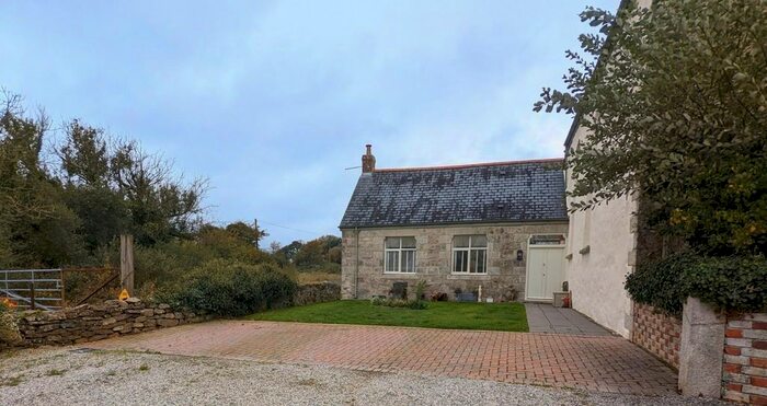 2 Bedroom Property To Rent In Chapel Town, Summercourt, Newquay, TR8