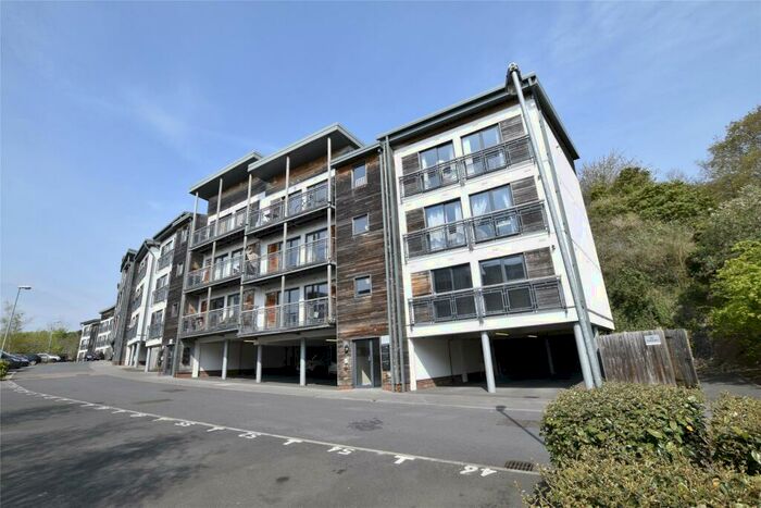 2 Bedroom Apartment To Rent In Weavers Mill Close, Bristol, BS5