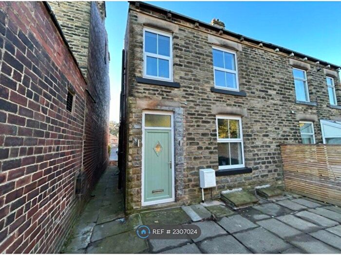 2 Bedroom Terraced House To Rent In Union Road, Liversedge, WF15
