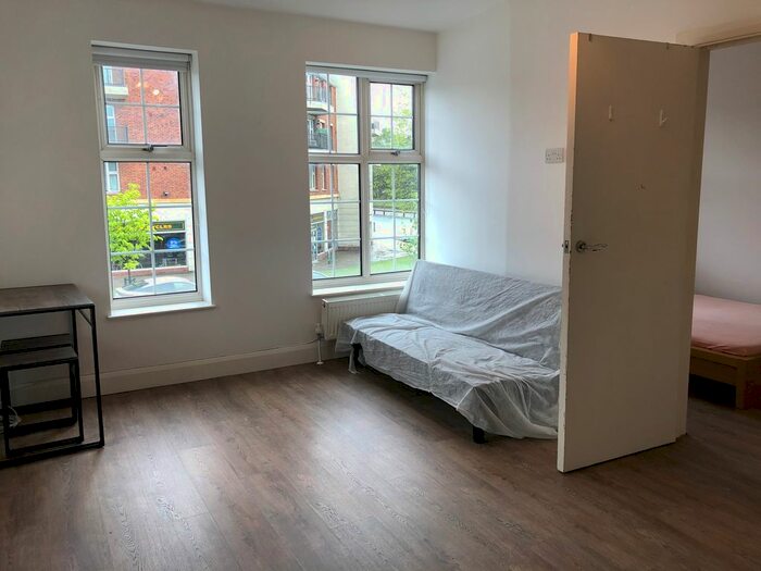 1 Bedroom Flat To Rent In Greyhound Hill, London NW4