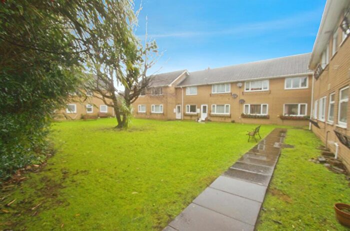 1 Bedroom Apartment To Rent In Penlline Road, Cardiff, CF14