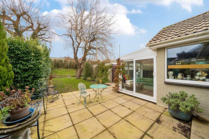 2 Bedroom Semi-Detached Bungalow For Sale In Fitzalan Road, Arundel, BN18