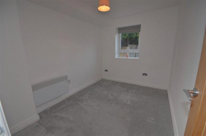 1 Bedroom Flat To Rent In St Lukes Court, Willerby, HU10