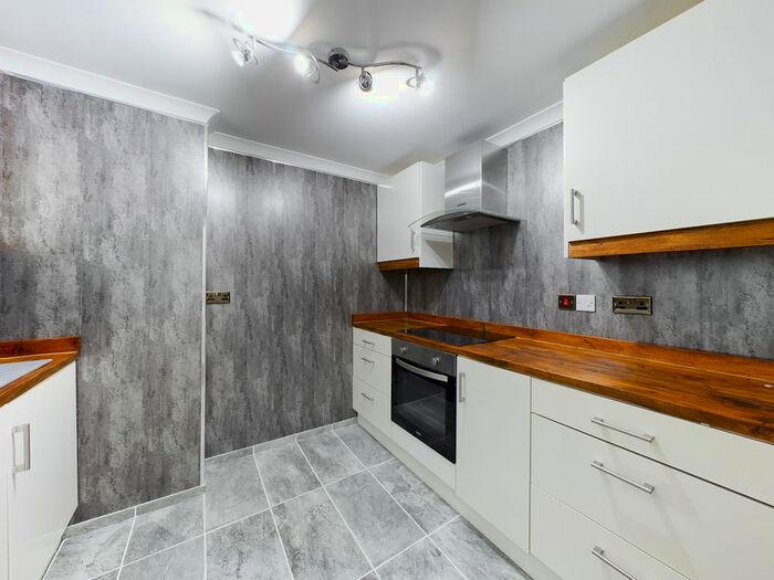 1 Bedroom Flat To Rent In Rosedale Mansions, Boulevard HU3