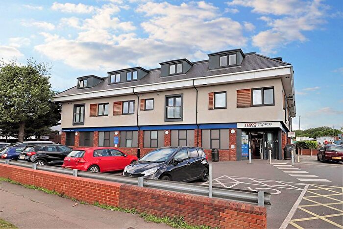 1 Bedroom Flat To Rent In Lyon Road, Walton-On-Thames, KT12