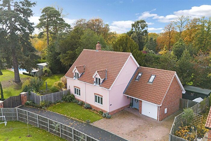 4 Bedroom Detached House For Sale In Church Road, Elmswell, IP30