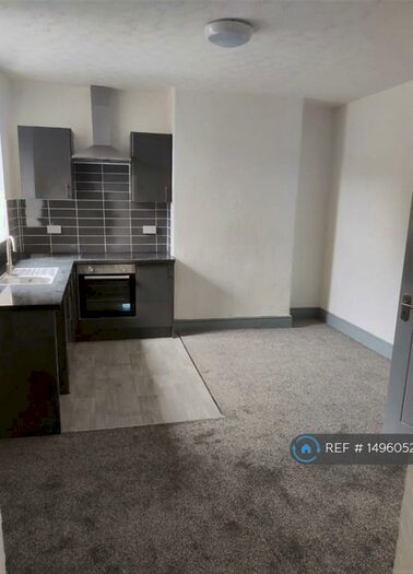 2 Bedroom Flat To Rent In Schofield Street, Waterfoot, Rossendale, BB4