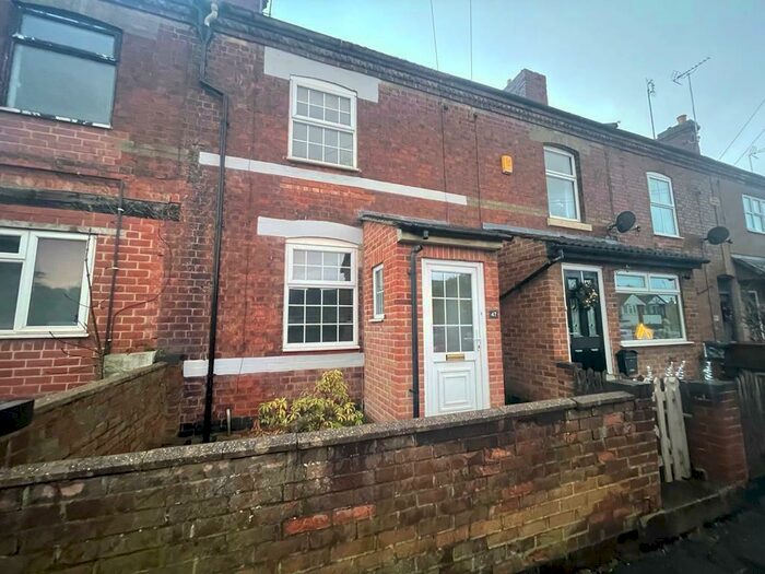 2 Bedroom House To Rent In Forest Road, Burton-On-Trent, DE13
