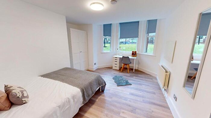 4 Bedroom Apartment To Rent In Flat, , Osborne Road, NE2