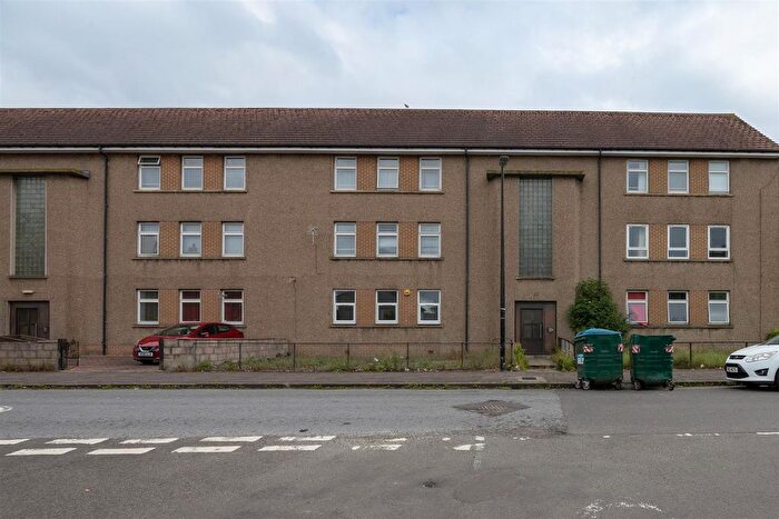 2 Bedroom Flat For Sale In Ballantrae Road, Dundee, DD4