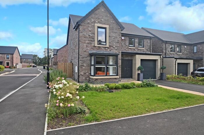 4 Bedroom Detached House To Rent In Whinney Close, Harrogate, Yorkshire, HG2