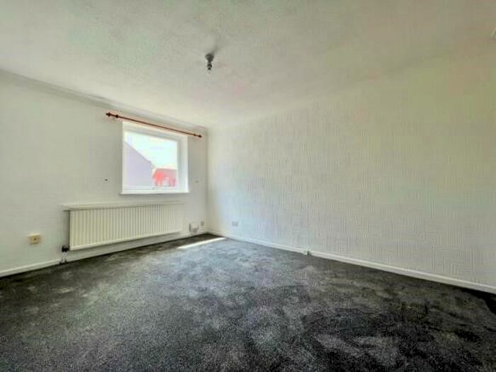 2 Bedroom Flat To Rent In Pryme Street, Anlaby, Hull, HU10