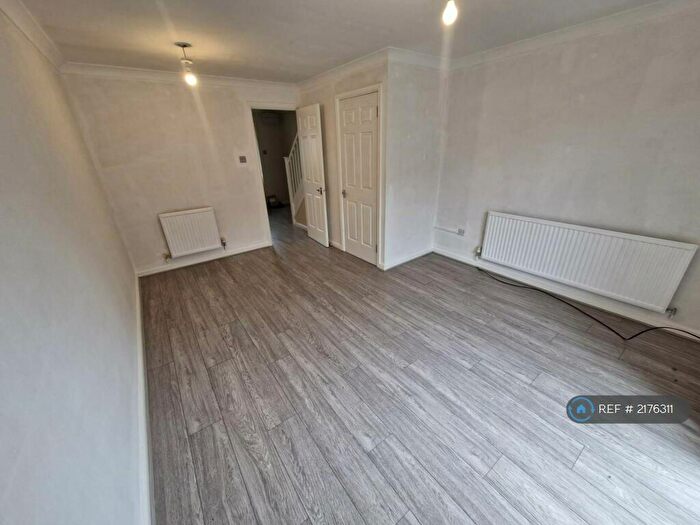 2 Bedroom Semi-Detached House To Rent In Milton Way, Houghton Regis, Dunstable, LU5