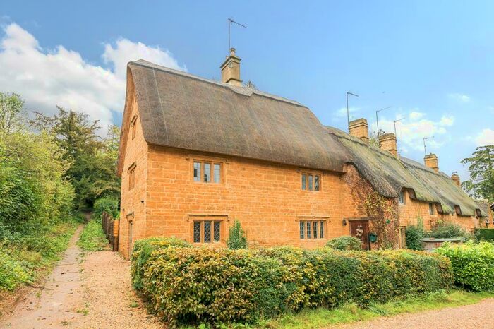 3 Bedroom Cottage To Rent In Great Tew, Chipping Norton, OX7