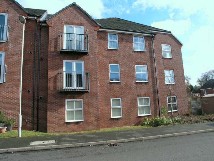 2 Bedroom Apartment To Rent In Brett Young Close, Halesowen, B63
