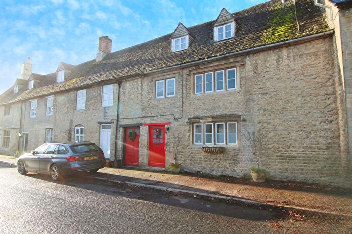 3 Bedroom Terraced House For Sale In Coronation Street, Fairford, GL7