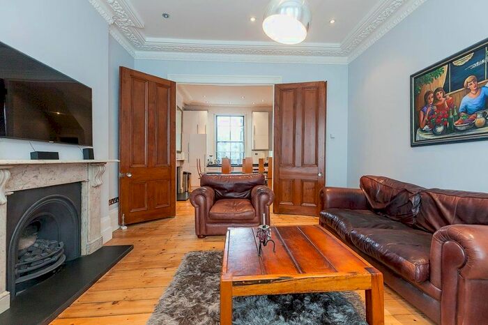 1 Bedroom Flat To Rent In Westbourne Park Road, London, W11