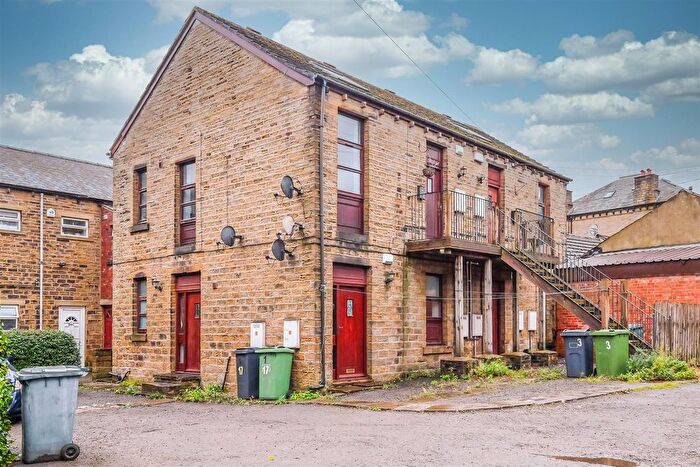 1 Bedroom Flat To Rent In Abb Street, Marsh, Huddersfield, HD1