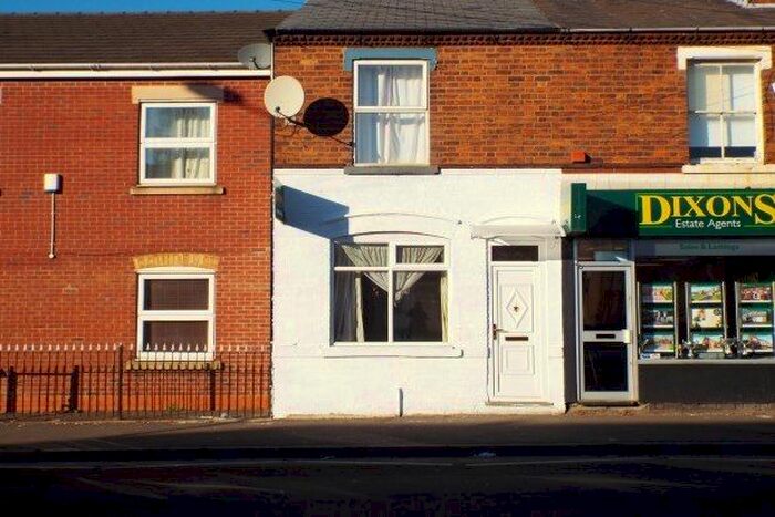 2 Bedroom Property To Rent In High Road, Willenhall, WV12