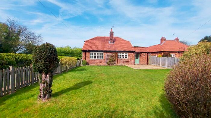 3 Bedroom Bungalow To Rent In Village Street, Sedgebrook, NG32