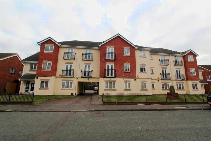 2 Bedroom Flat To Rent In John Street, Ettingshall, Wolverhampton, WV2