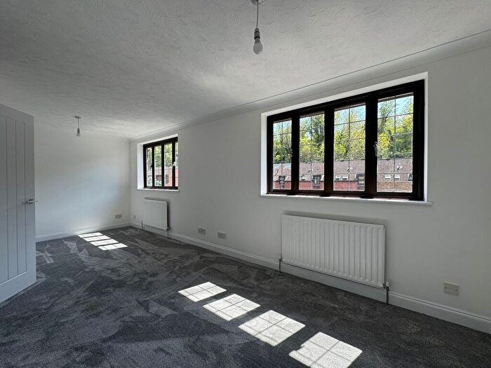3 Bedroom House To Rent In Millstone Close, South Darenth, DA4